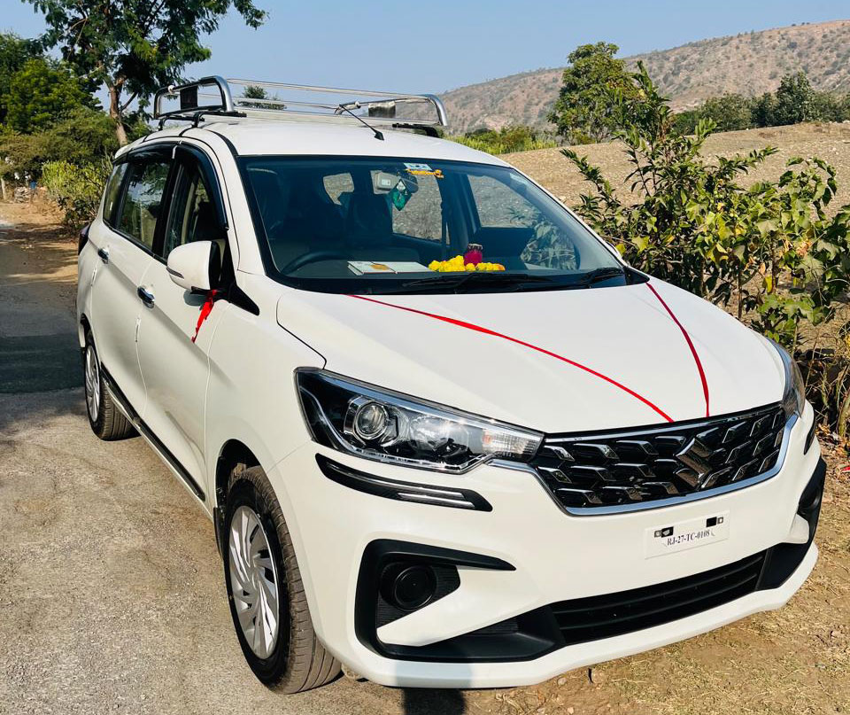 Maruti Ertiga taxi in Udaipur